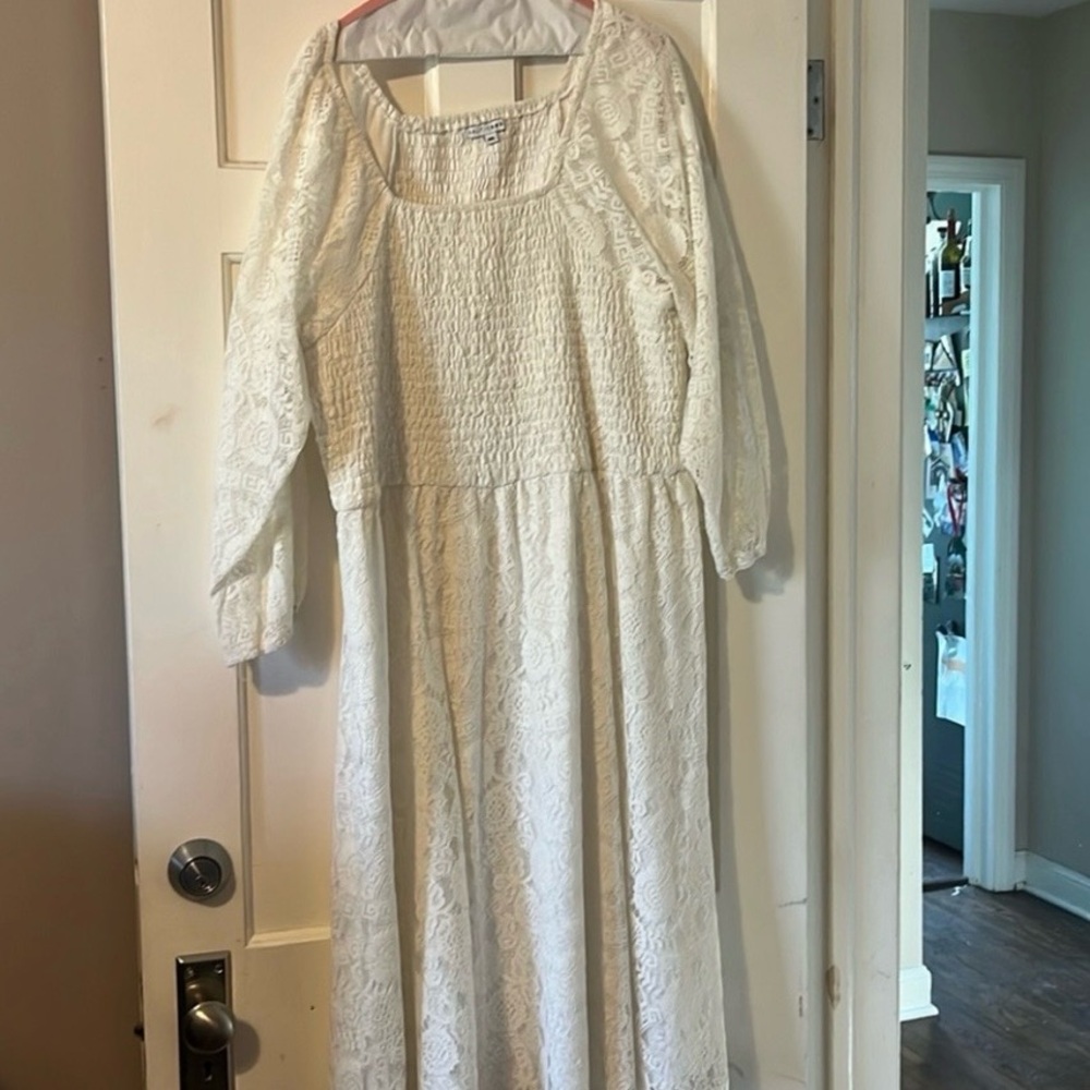 3X Baltic Born White Long Sleeve Dress